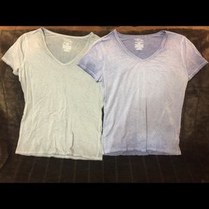 ❤️ Bundle Me ❤️ V-Neck Tee Semi-Fitted Green